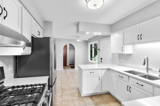 4030 Mackubin Street, Shoreview, MN 55126