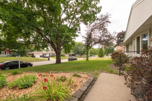 671 58th Avenue NE, Minneapolis, MN 55432