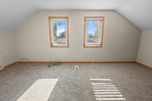818 E Minnesota Street, Saint Joseph, MN 56374