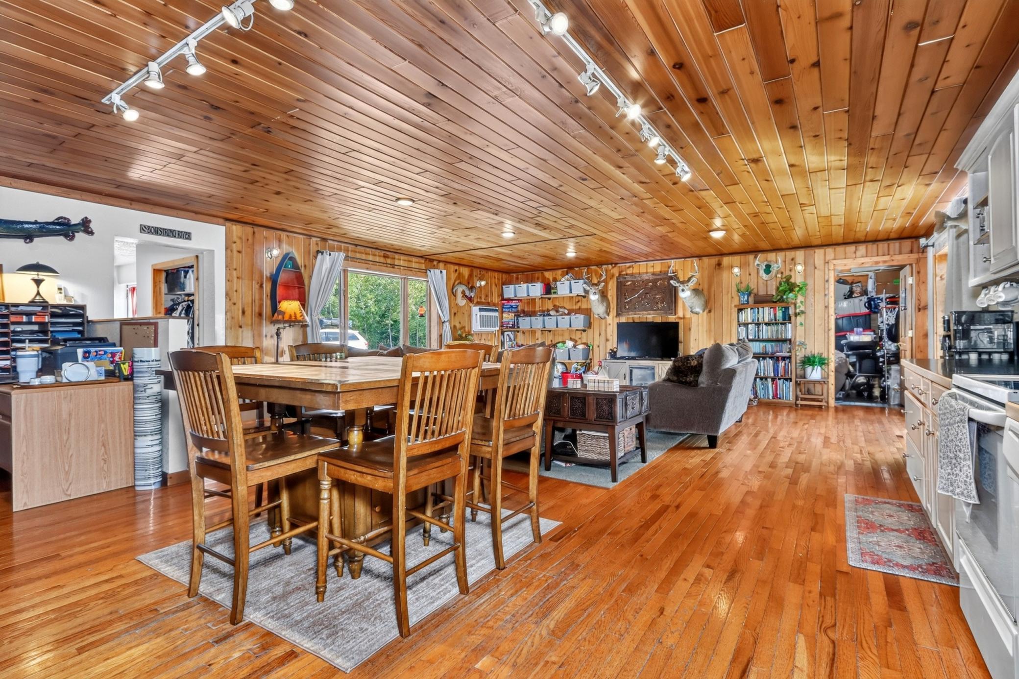 Home dining area