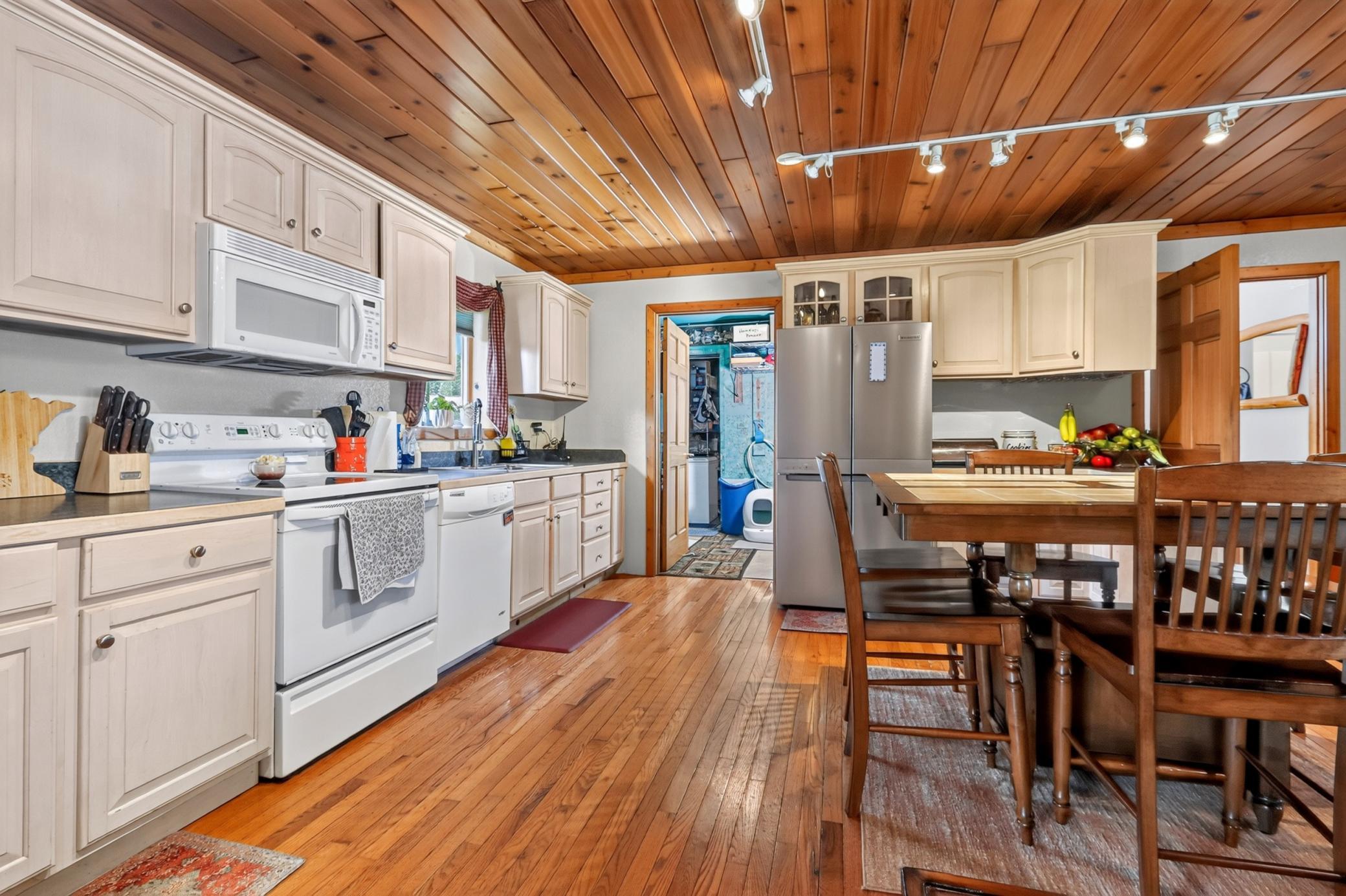 Home, Kitchen, dining area, utility room