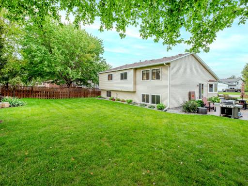 1466 Laurel Avenue, Saint Paul Park, MN 55071