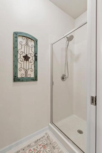 34-web-or-mls-1932 Christensen Ave-34.jpg