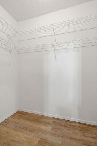 30-web-or-mls-1932 Christensen Ave-30.jpg