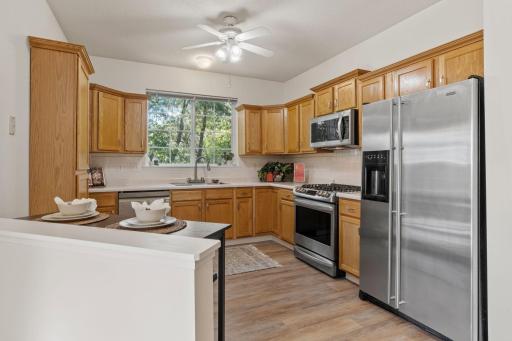12-web-or-mls-1932 Christensen Ave-12.jpg