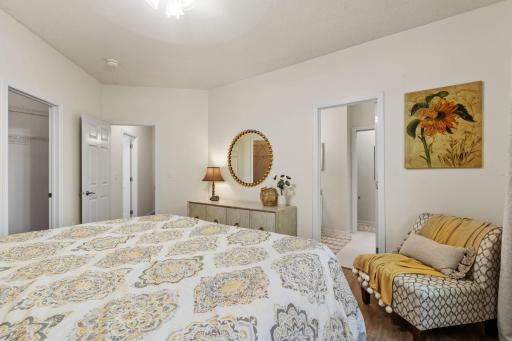 28-web-or-mls-1932 Christensen Ave-28.jpg