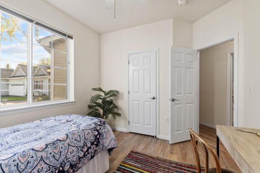 25-web-or-mls-1932 Christensen Ave-25.jpg