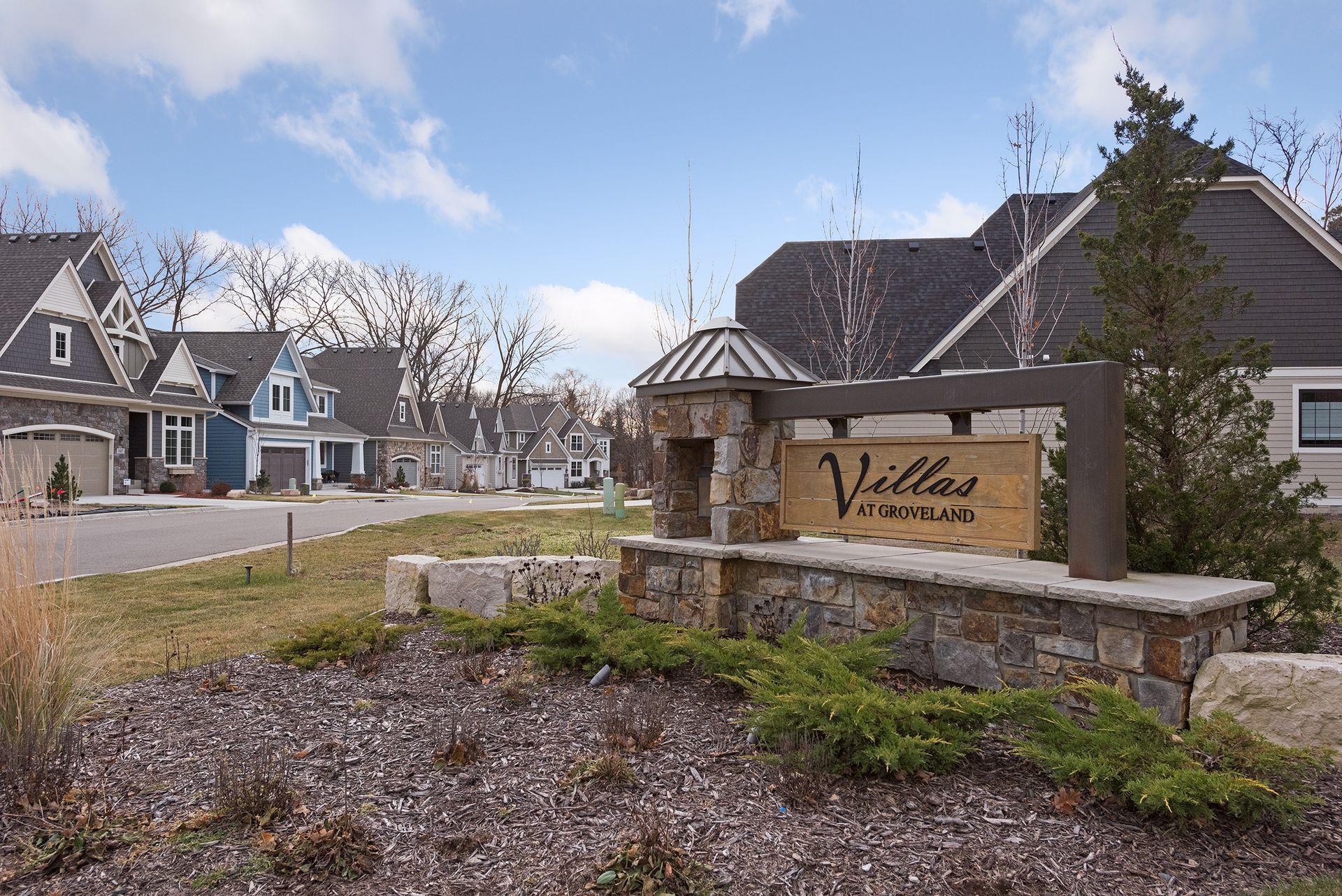 Welcome to Villas at Groveland.