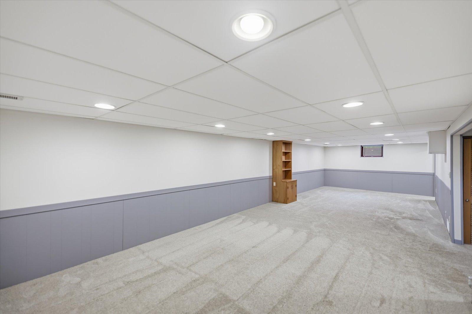 Family Room LL.jpg