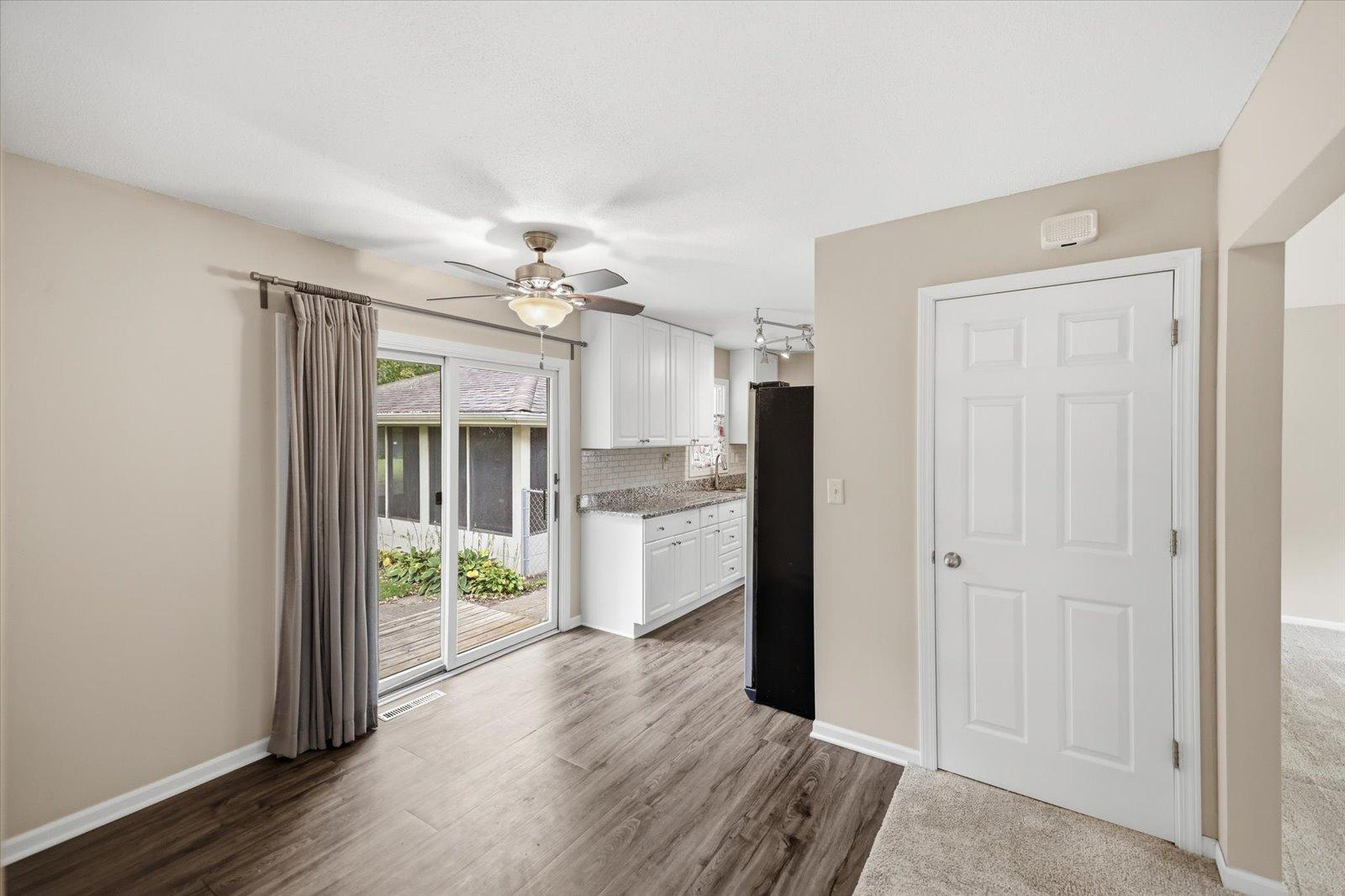 Hall to kitchen.jpg