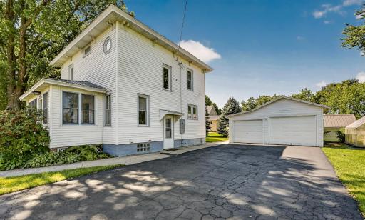 103 Harrison Avenue NE, Racine, MN 55967
