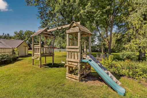 103 Harrison Avenue NE, Racine, MN 55967
