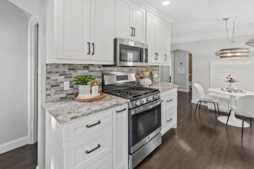 5533 Thomas Avenue S, Minneapolis, MN 55410