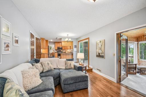 10-web-or-mls-800 Nightingale Blvd-S2209-010.jpg