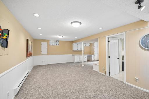 45-web-or-mls-800 Nightingale Blvd-S2209-045.jpg