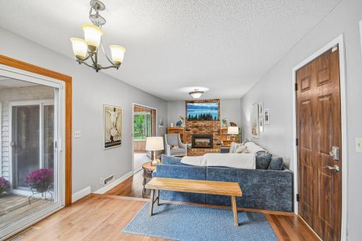 9-web-or-mls-800 Nightingale Blvd-S2209-009.jpg