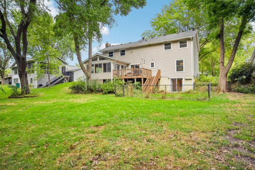 64-web-or-mls-800 Nightingale Blvd-S2209-064.jpg