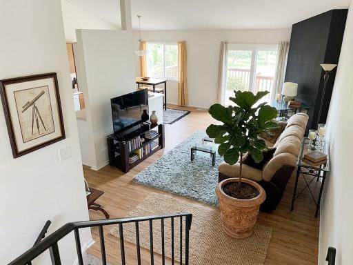 11012 Trail West Road, Bloomington, MN 55437