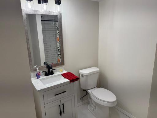 11012 Trail West Road, Bloomington, MN 55437