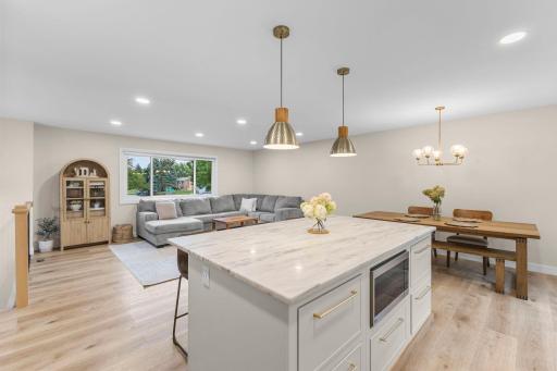 35-web-or-mls-17147 Gage Ave-228.jpg