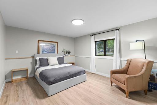 54-web-or-mls-17147 Gage Ave-403.jpg