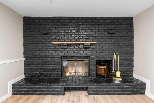 48-web-or-mls-17147 Gage Ave-323.jpg
