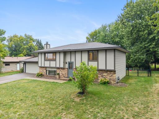 4-web-or-mls-17147 Gage Ave-119.jpg