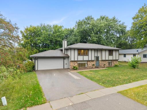 3-web-or-mls-17147 Gage Ave-116.jpg