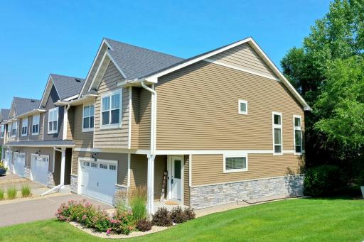 13349 Bronze Parkway, Rosemount, MN 55068