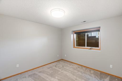 2975 Egan Avenue, Eagan, MN 55121