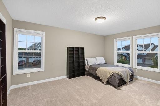 11008 Kingsview Lane N, Maple Grove, MN 55369
