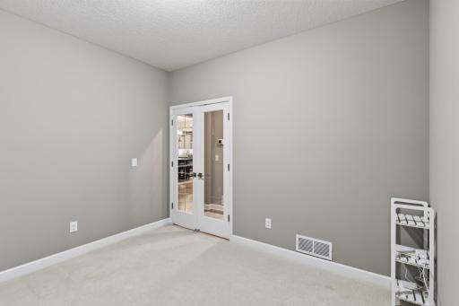 11008 Kingsview Lane N, Maple Grove, MN 55369