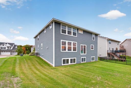 11008 Kingsview Lane N, Maple Grove, MN 55369