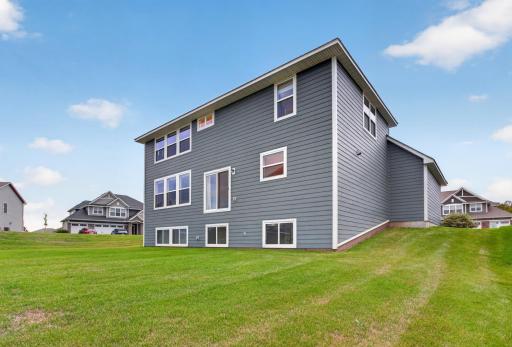 11008 Kingsview Lane N, Maple Grove, MN 55369