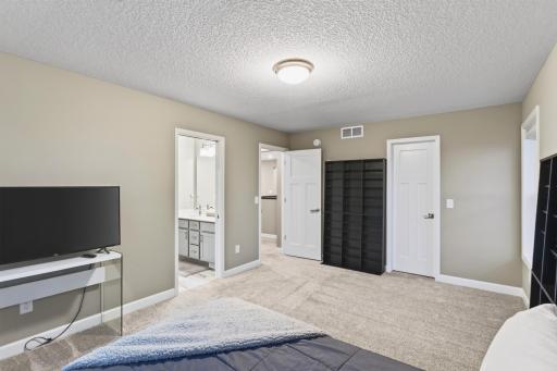 11008 Kingsview Lane N, Maple Grove, MN 55369