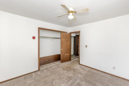 1915 18th Avenue S, Moorhead, MN 56560