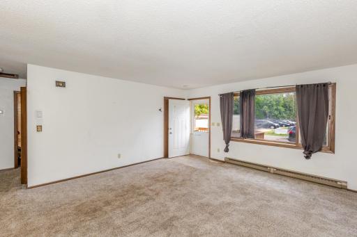 1915 18th Avenue S, Moorhead, MN 56560