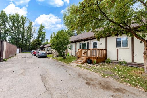 1915 18th Avenue S, Moorhead, MN 56560