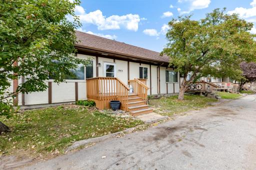 1915 18th Avenue S, Moorhead, MN 56560