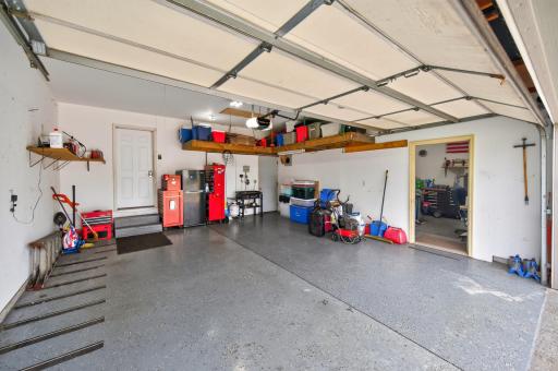 The main stall garage has an epoxy coated floor and is insulated and sheet rocked.