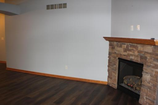 2110 Mcquillan Court SE, Rochester, MN 55904