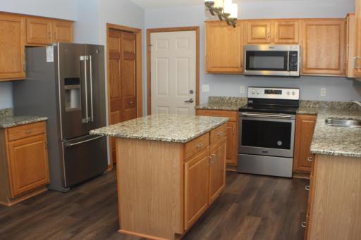 2110 Mcquillan Court SE, Rochester, MN 55904