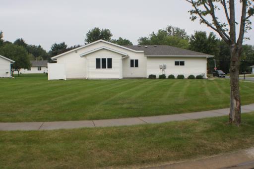 2110 Mcquillan Court SE, Rochester, MN 55904