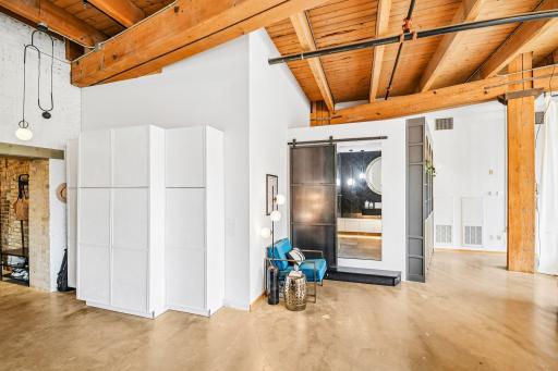 404 Washington Avenue N, 202, Minneapolis, MN 55401