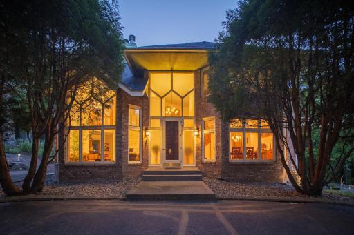 4166 Heatherton Place, Minnetonka, MN 55345