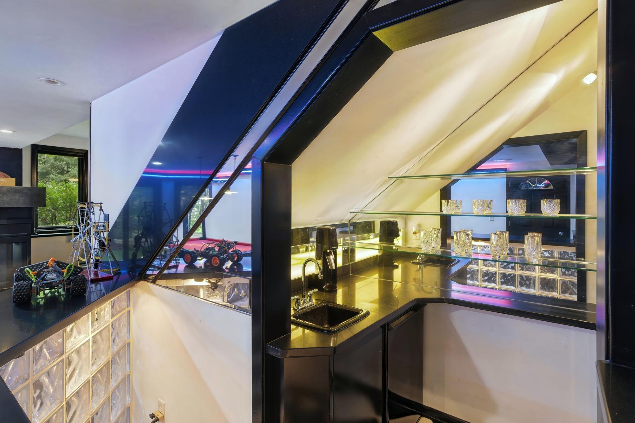 Lower Level Wet Bar