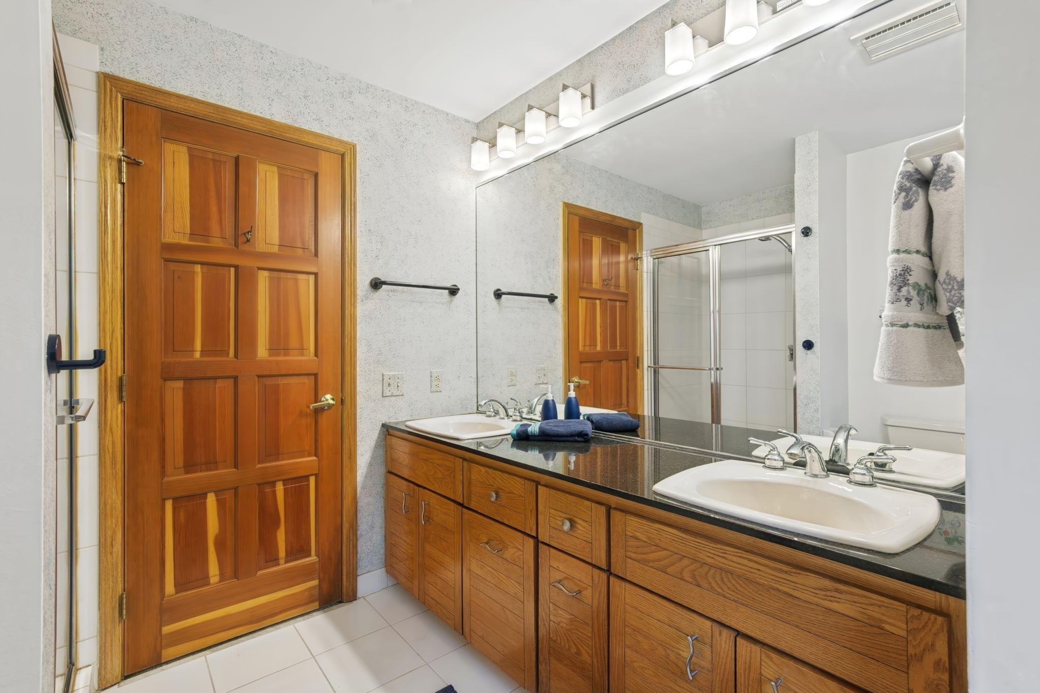 Upper Level Main Bathroom with Double Vanity