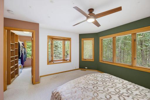 4166 Heatherton Place, Minnetonka, MN 55345