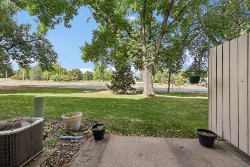 32-web-or-mls-Meadowlark Ln-S1309-046.jpg
