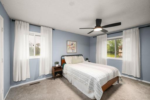 The home offers 3 bedrooms, including a primary suite with a walk-in closet.